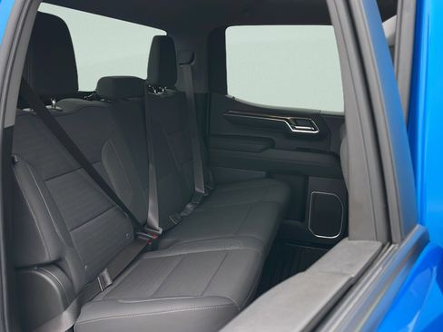 Used 2023 Chevrolet Silverado 1500 RST AWD/4WD image 25