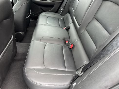 Used 2017 Chevrolet Malibu LT w/ Leather Package image 15