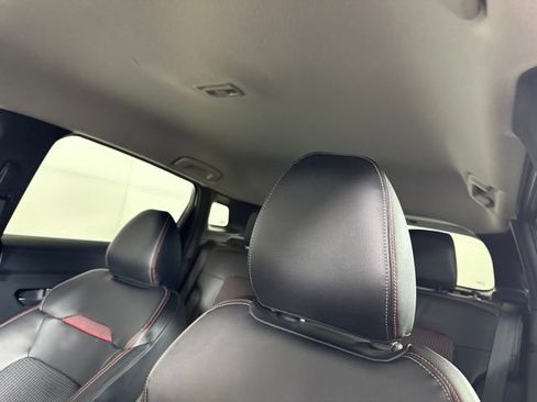 Certified 2025 Nissan Kicks SR image 12