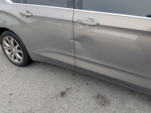 Used 2017 Chevrolet Impala LT FWD image 15