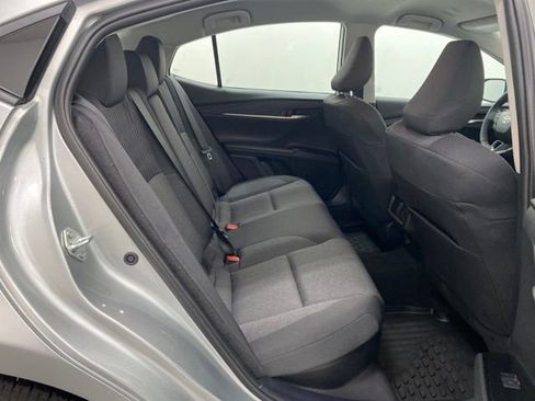 Used 2025 Toyota Camry LE image 31