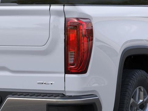 New 2026 GMC Sierra 1500 SLT w/ SLT Convenience Package RWD image 11