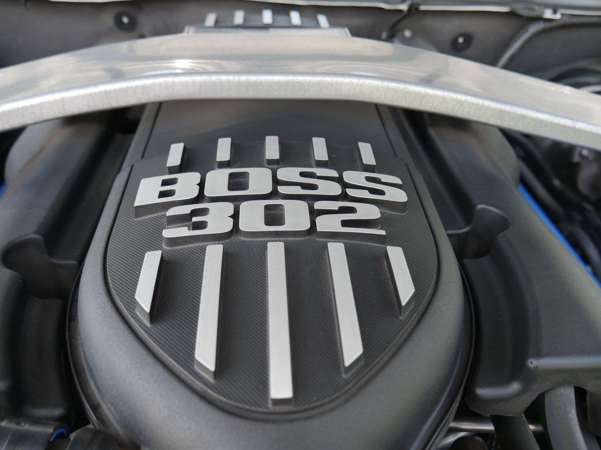 Used 2012 Ford Mustang Boss 302 w/ Boss 302 Accessory Pkg RWD image 90