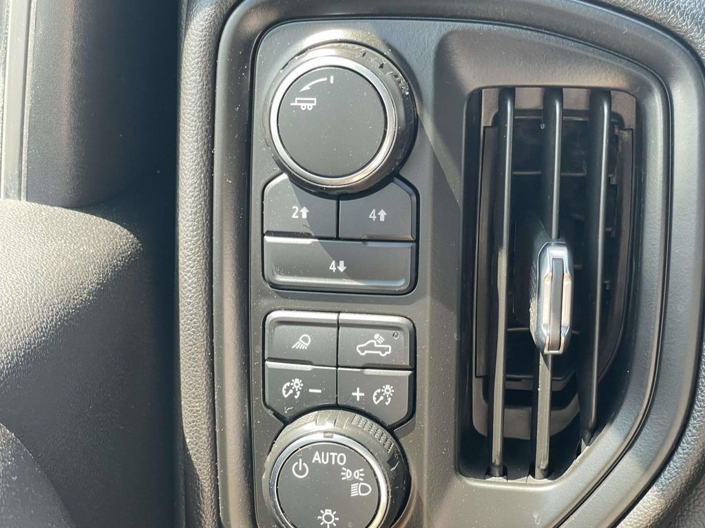 Used 2024 Chevrolet Silverado 2500 Custom w/ Custom Value Package AWD/4WD image 35