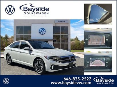 Certified 2022 Volkswagen Jetta SEL