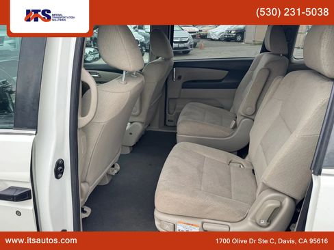 Used 2016 Honda Odyssey LX image 11