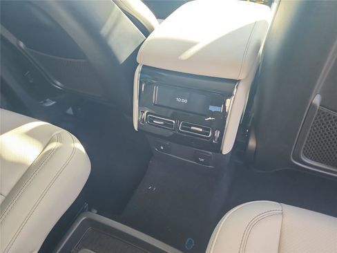 New 2026 Lincoln Aviator Premiere image 22