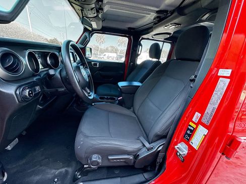 Used 2023 Jeep Gladiator Sport w/ Trailer Tow Package image 21