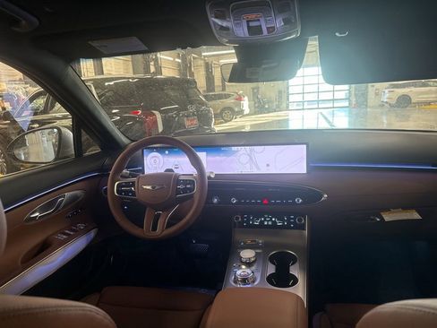New 2026 Genesis GV70 2.5T Advanced image 21