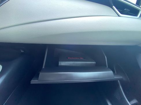 Used 2025 Toyota Corolla LE FWD image 23
