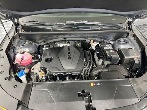 Certified 2024 Kia Sorento LX image 30