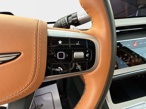 Used 2025 Genesis GV80 3.5T Prestige image 27