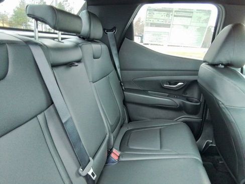 Certified 2025 Hyundai Santa Cruz SEL image 18