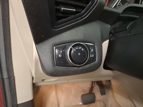 Used 2014 Ford Escape SE w/ Equipment Group 201A image 17