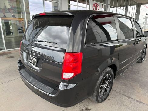 Used 2015 Dodge Grand Caravan SE FWD image 7