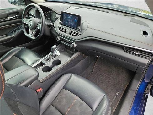 Used 2019 Nissan Altima 2.5 SR FWD image 18