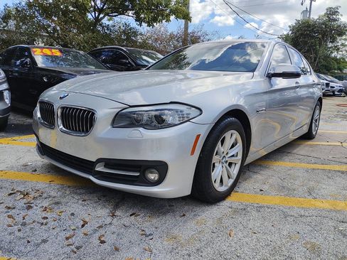 Used 2016 BMW 528i Sedan RWD image 2