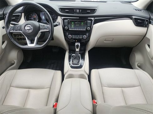 Certified 2022 Nissan Rogue Sport SL w/ Premium Package image 13