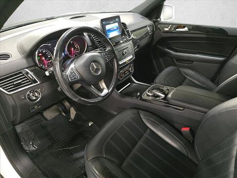 Used 2019 Mercedes-Benz GLS 450 4MATIC image 18