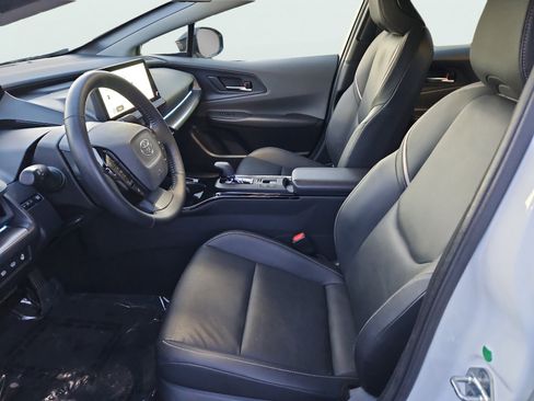 Used 2024 Toyota Prius XLE image 33