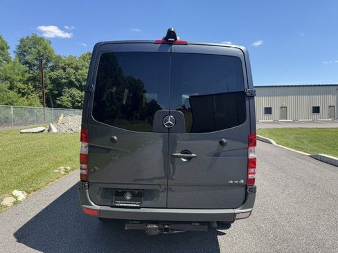 Used 2017 Mercedes-Benz Sprinter 2500 image 14