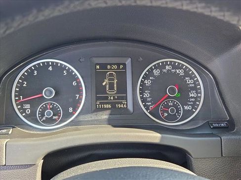 Used 2014 Volkswagen Tiguan SE FWD image 11