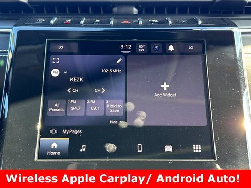 Used 2023 Jeep Grand Cherokee Laredo image 21