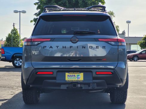 New 2026 Nissan Pathfinder Rock Creek AWD/4WD image 6