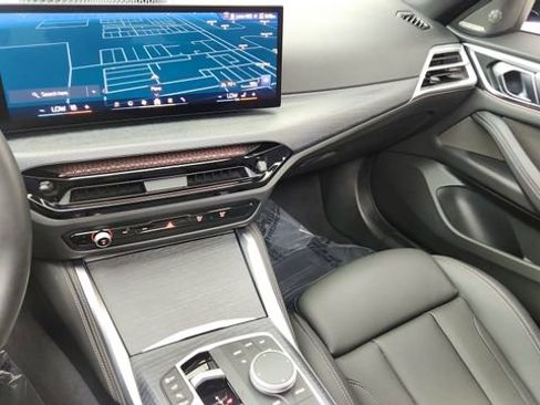 Used 2025 BMW M440i image 43