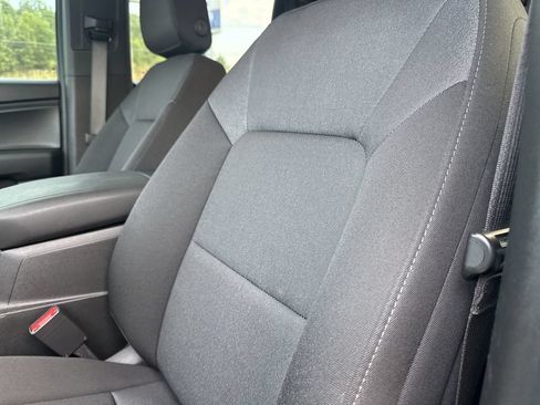 Used 2025 Chevrolet Colorado Trail Boss AWD/4WD image 9