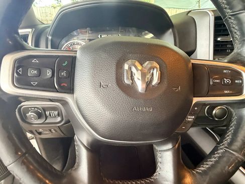 Used 2019 RAM 1500 Big Horn RWD image 21