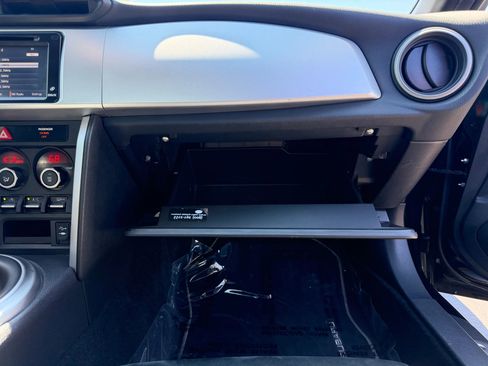 Used 2014 Subaru BRZ Limited RWD image 31