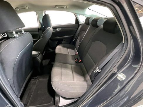 Used 2021 Kia Forte LXS FWD image 20