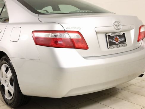 Used 2009 Toyota Camry LE image 31