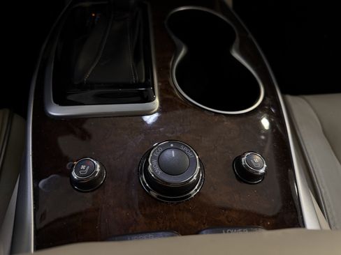 Used 2020 INFINITI QX60 Luxe w/ Sensory Package FWD image 20