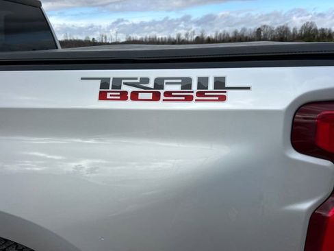 Used 2021 Chevrolet Silverado 1500 LT Trail Boss image 47