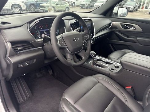 Certified 2023 Chevrolet Traverse LT w/ Midnight/Sport Edition image 10