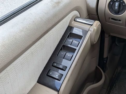 Used 2008 Ford Explorer Sport Trac XLT RWD image 11