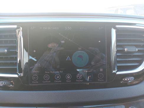 Used 2019 Chrysler Pacifica Touring-L Plus w/ Advanced Safetytec Group image 24