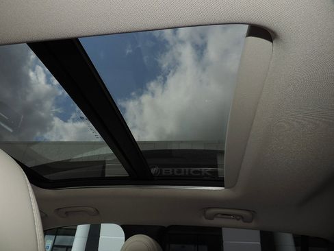 New 2026 Buick Encore GX Avenir image 10