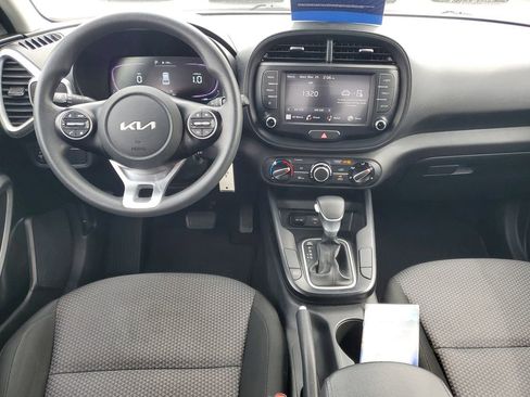 Used 2024 Kia Soul LX w/ Option Group 015 image 23