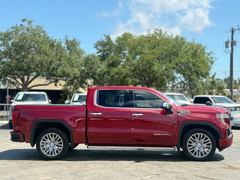 Used 2019 GMC Sierra 1500 Denali w/ Denali Ultimate Package AWD/4WD image 10