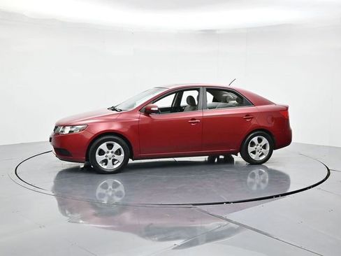 Used 2010 Kia Forte EX image 6