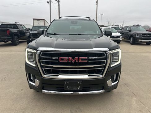 Certified 2024 GMC Yukon XL SLT w/ SLT Luxury Package image 4