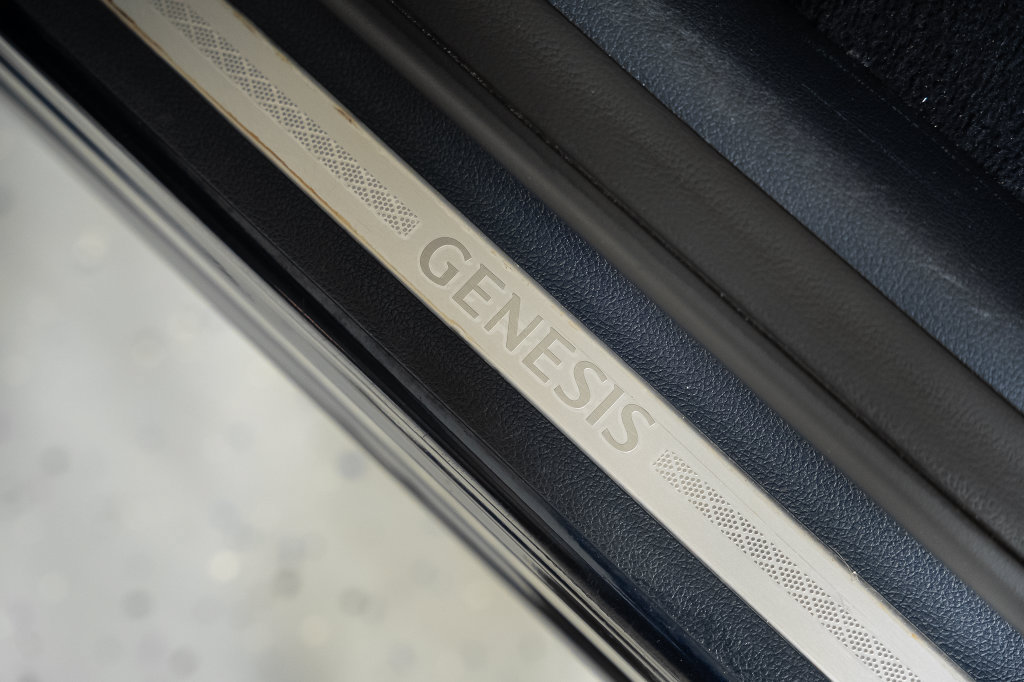Used 2022 Genesis GV80 2.5T w/ Prestige Package 04 AWD/4WD image 34