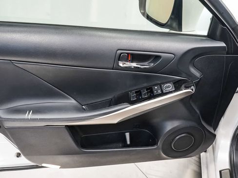 Used 2016 Lexus IS 350 w/ Navigation System Package image 22