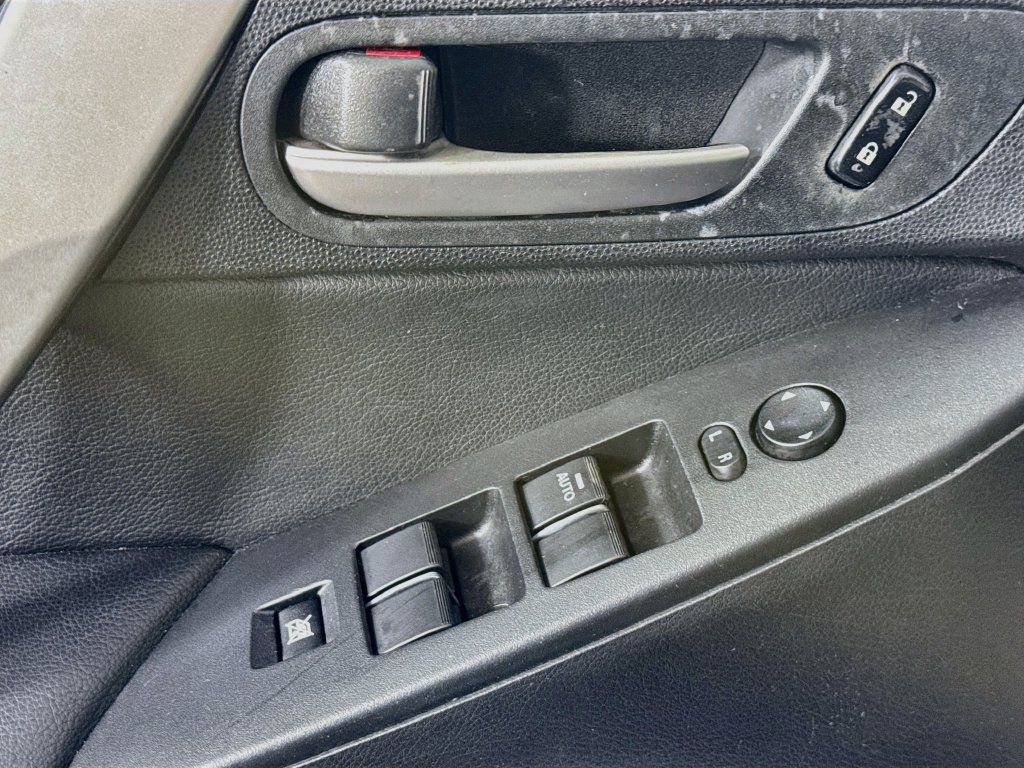 Used 2010 MAZDA MAZDA3 s Grand Touring FWD image 19