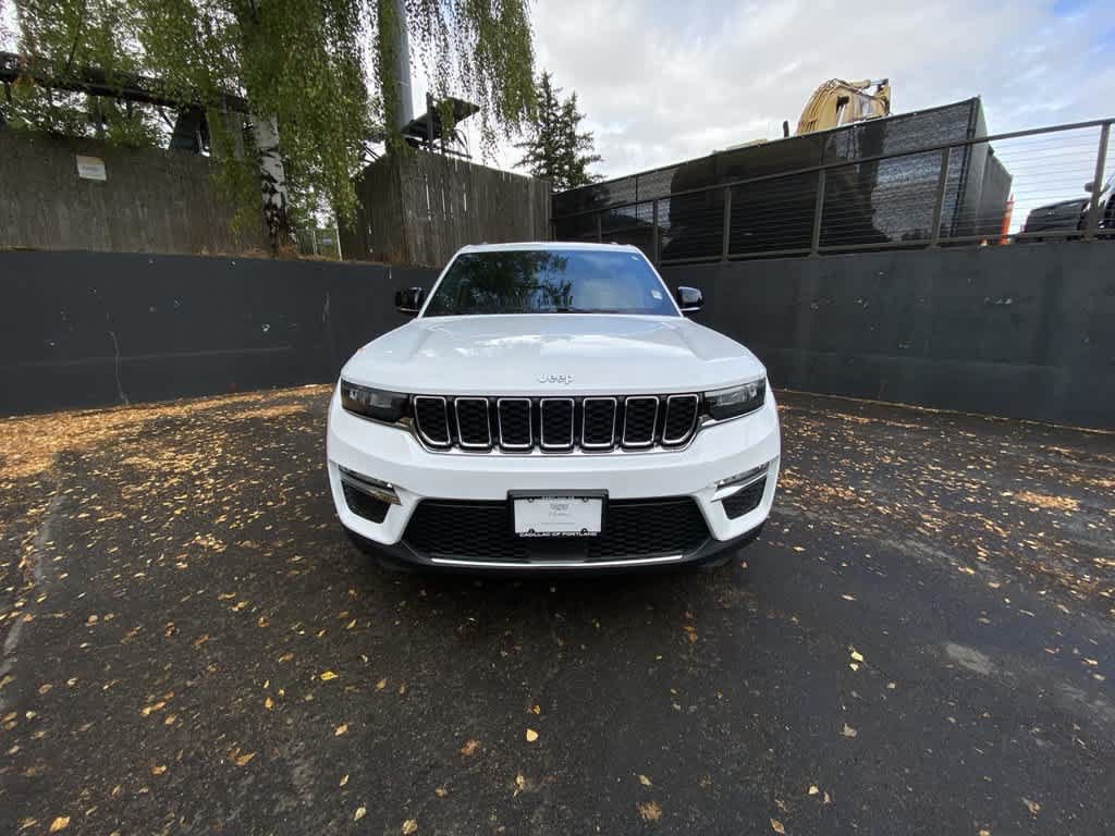 Used 2024 Jeep Grand Cherokee Limited 4xe AWD/4WD image 9
