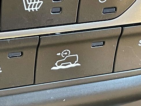 Used 2020 Jeep Gladiator Overland image 28