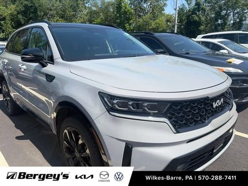 Certified 2023 Kia Sorento SX AWD/4WD image 6